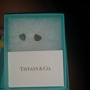 Tiffany Mini heart tag earrings